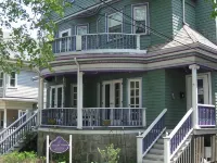The Coolidge Corner Guest House: A Brookline Bed and Breakfast Ξενοδοχεία στην πόλη Brookline