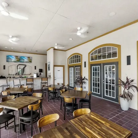 NEW Listing Gorgeous 2 bd Condo