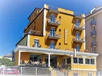 Hotel Berenice Hotels near 105 Stadium