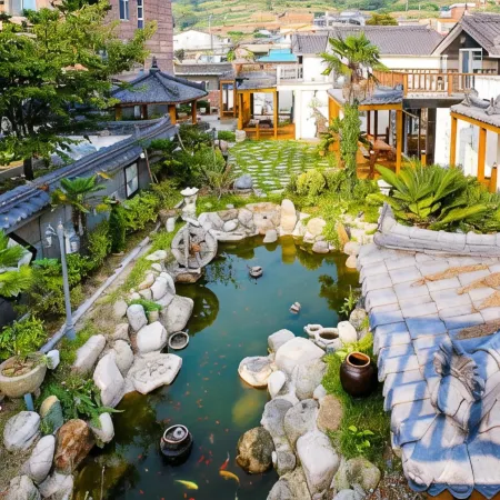 Namhae Alpenok Beach Pension