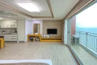 Mohang Haenaru Hotel - Beach