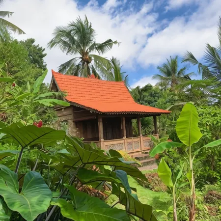 Villa Kepuh Отели рядом с достопримечательностью «Водопад Секумпул»