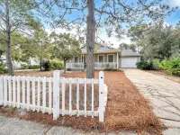Beautiful Beach Cottage! West End!  3 Blks to Beach! Front & Back Porch! Save $$