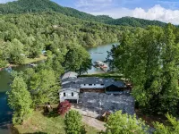 Tranquille Resort - Bergblick