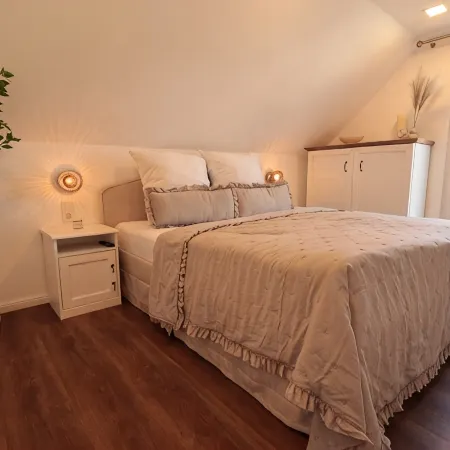 Vacation home "Unter der Burg" in the Vulkaneifel. Directly on the Eifelsteig!