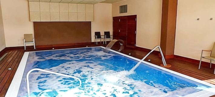 FIRST LINE BEACH, SPA, SWIMMING POOLS, TENNIS, PADDLE, SQUASH, GARDEN, CHILDREN'S PLAYGROUND. Hotels in O Grove