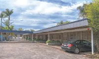 Eden Nimo Motel - Parking