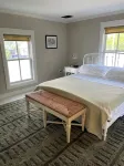 Historic Depot Area Farmhouse - Boutique
