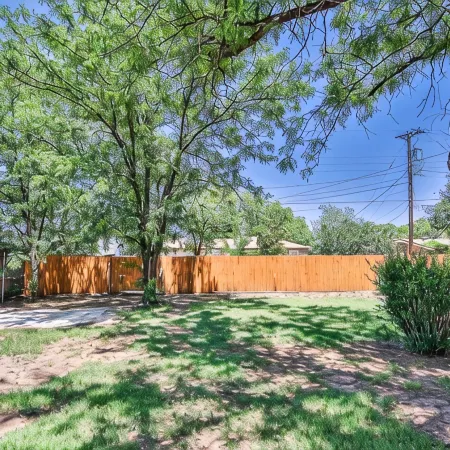 Cute Bungalow in Central Lubbock