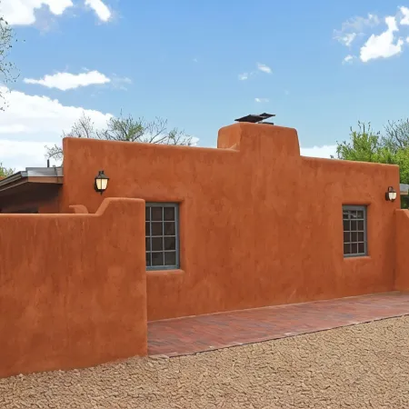Beautiful Santa Fe downtown property walking distance to the Plaza