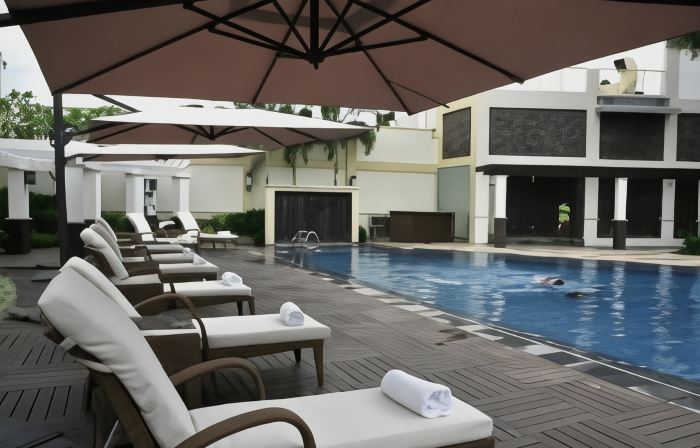 The Avenue Plaza Hotel