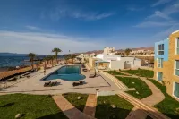 Luxotel Aqaba Beach Resort & Spa Only 15 Years Plus - Bãi đậu xe