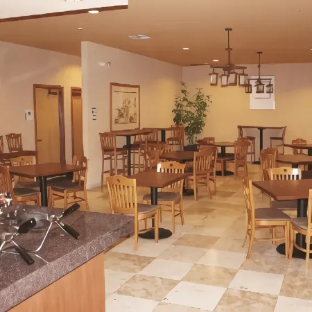 La Quinta Inn & Suites by Wyndham Vancouver
