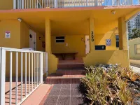 1Br/1BA/ Ocean View Patio and Free One Compact Car Parking/Beachfront