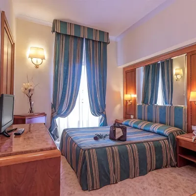 Raeli Hotel Lux Hotels near Villa Torlonia