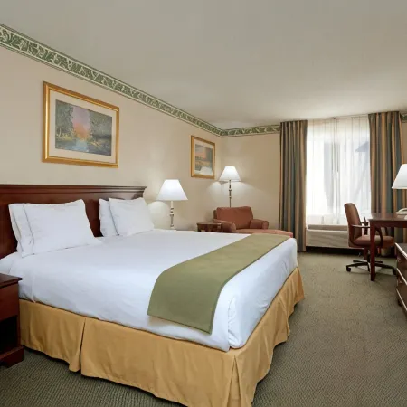 Holiday Inn Express & Suites KERNERSVILLE SOUTH by IHG