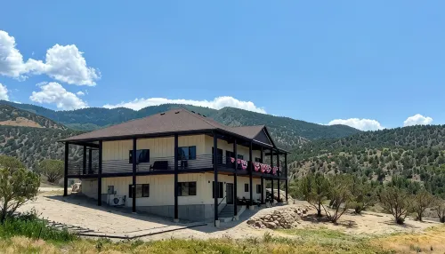 Scenic lakeside retreat- 5 minute walk to Palisade State Park and Golf Course - 3-Sterne
