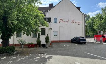 Hotel Runge 24 7 Check in & Free Parking