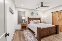 Charming 3-bedroom house in brilliant Foley with AC, WiFi - 3-Star