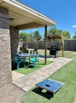 Matador Arena + Hot Tub + Game Room + 4Br Sleeps 14 + 4 Min to Loop - Bungalows