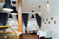 Oliviya Hotel - parking