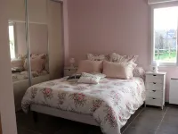 Charming cottage near the sea Hoteles en Saint-Germain-sur-Ay