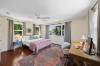 Garden Oasis Home with Hot Tub, Game Room, Full Kitchen - Boutique