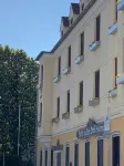 Hotel Zu Den Drei Kronen - Parking