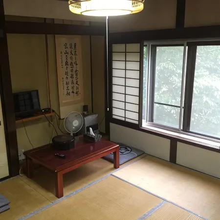 Onsen Minshuku Sakaeya