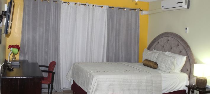 Comfy & Elegant Studio @ Chelsea New Kingston Hotels in Kingston
