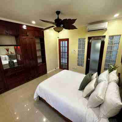 Oceanfront Luxury Home in Exclusive Gated Community Rooms