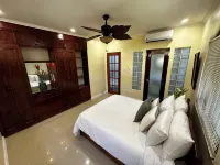 Oceanfront Luxury Home in Exclusive Gated Community - บังกะโล