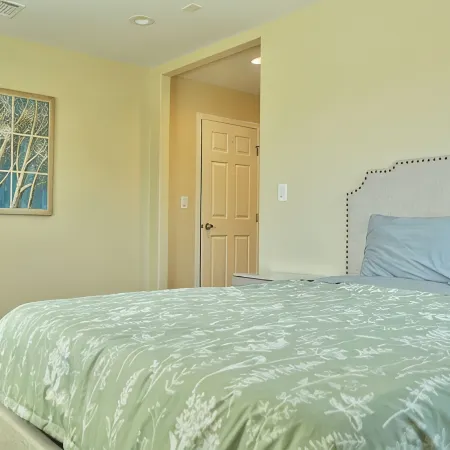 Cozy spacious house near RoseBowl, DTLA, and more