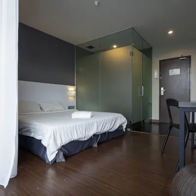 โรงแรมชาริตัน อิโปห์ โรงแรมใกล้ทะเลสาบกระจก