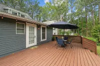 Slice of Southern Heaven! Charming 3-bedroom 2.5 bath Cottage - Downtown SoPines - 4-Star