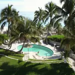 Coral Sands Hotel - Pools