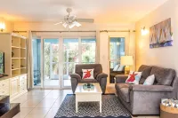 Villa Stingray, Family-Sized Condo-5 Minutes from the Beautiful Beach! - 2 stjerner