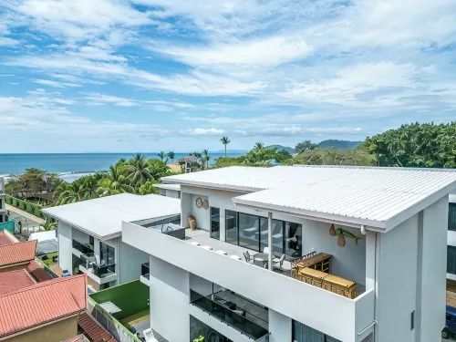 Brand New 7 Bedroom Luxury Villa Prime Location on the South End of Jaco Beach - Villas