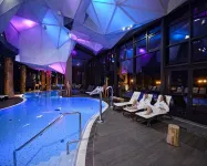 Hotel Żubrówka Spa & Wellness - Pools