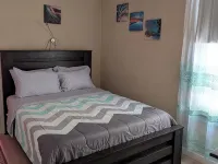 Charming 2-Bdr Apartment 900SF with Wi-Fi, AC, 20 Minutes Away from TS Manhattan ウェスト・ニューヨークのホテル