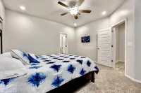 Lovely 3-bedroom 3baths house in Las Cruces with AC, WiFi. Enjoy! - 4-Star