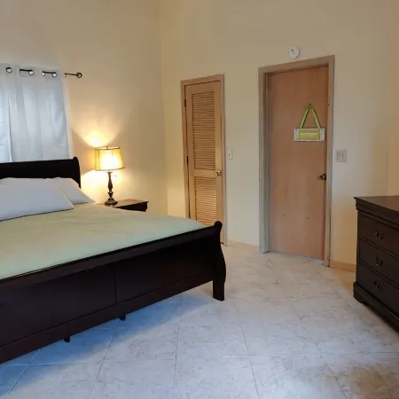 Beachside Pool House with heated pool, Short Walk to the Beach!