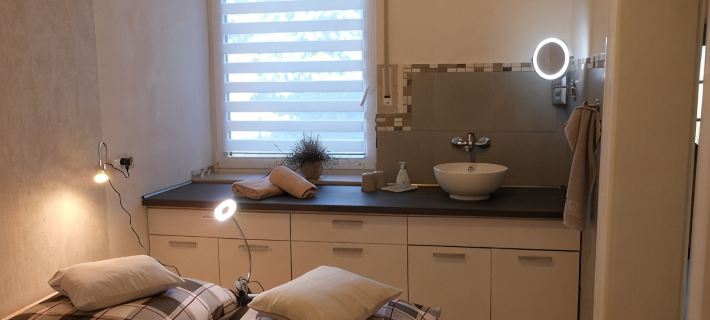 Ländliche Ferienwohnung 70 qm NEU Renoviert 本特海姆住宿飯店