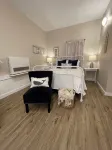 “Low Tide” cozy studio for two! - Kitchens