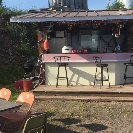 The Beachcomber at Dockside Resort - Near Bohemia and Trails
