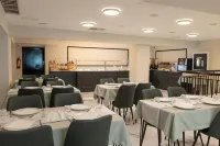 Modern Luxury Hotel - Spa