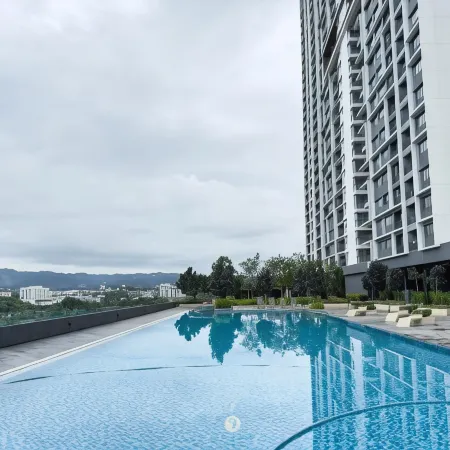 CHERAS Free Netflix for 7Pax ONLY 5min walk to MRT