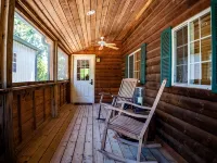 Romantic Secluded Cabin w/ Hot Tub, Private Driftless Escape - Chalets