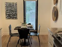 COTTAGE AT THE PARK. - Boutique