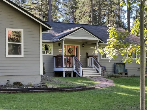 Lake life at it's best - 4Bedroom/2.5Bathroom house - Homestays